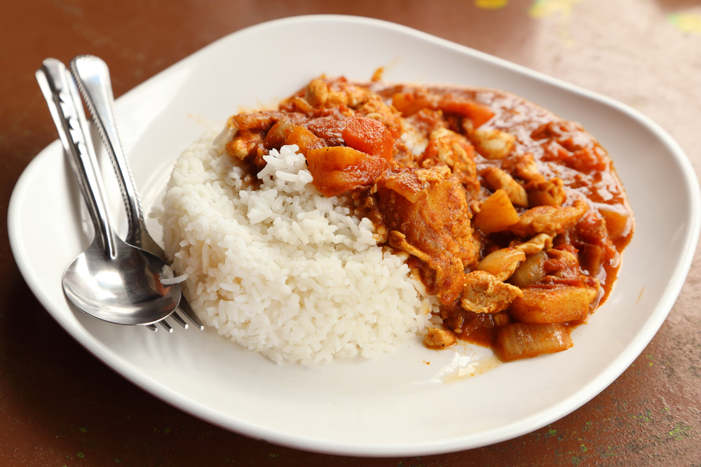 Chicken in tomato sauce with rice